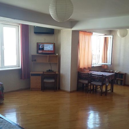 Good Apartment Tbilisi Exteriör bild